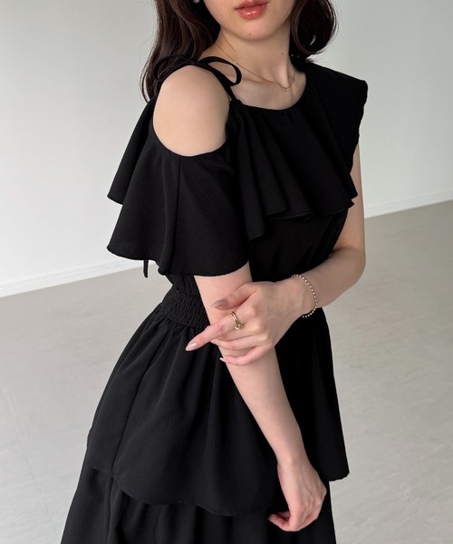 junoah（ジュノア）の「ワンショルティアードワンピース【一部ペチスカートSET】（ワンピース・レディース・アイボリー/ライトブルー/ブラック・MEDIUM/SMALL/LARGE）」の8枚目の写真