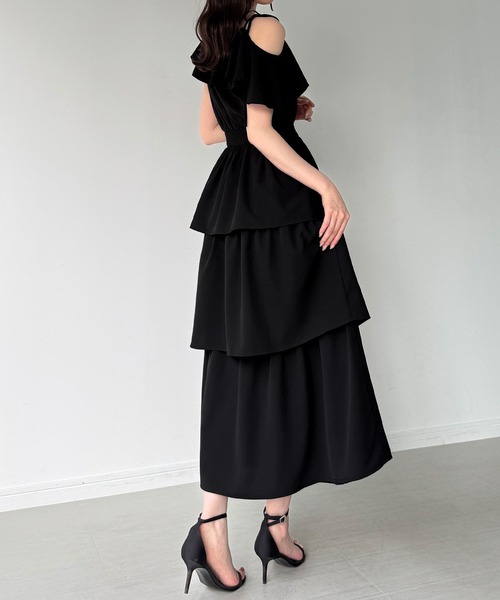 junoah（ジュノア）の「ワンショルティアードワンピース【一部ペチスカートSET】（ワンピース・レディース・アイボリー/ライトブルー/ブラック・MEDIUM/SMALL/LARGE）」の12枚目の写真