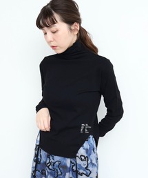 TOLALA HI-NECK