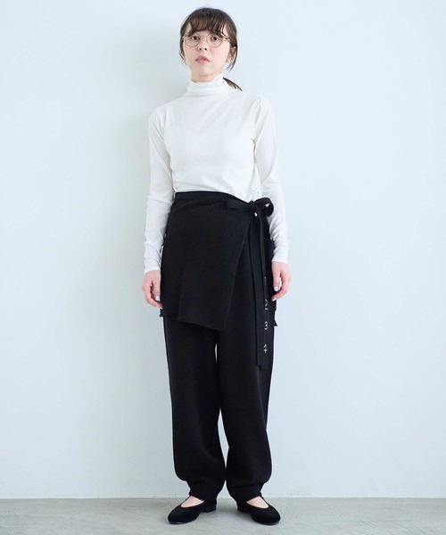 I am I in fact...(アイアムアイインファクト)の「TOLALA HI-NECK(Tシャツ/カットソー・レディース・ホワイト/ブラック/ブルー・FREE)」の5枚目の写真