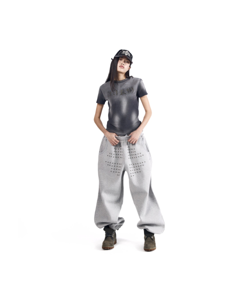 AAKAM(アーカム)の「Go-Cross Studded Sweatpants (Gray)(スウェットパンツ・レディース・その他・2/1)」の12枚目の写真