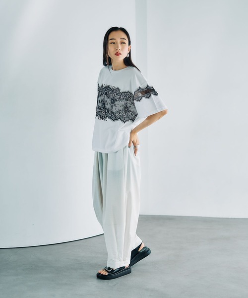 LEPSIM（レプシィム）の「ロゴレースT　816575（Tシャツ/カットソー・レディース・オフホワイト/チャコールグレー/パープル/グリーン・FREE）」の9枚目の写真