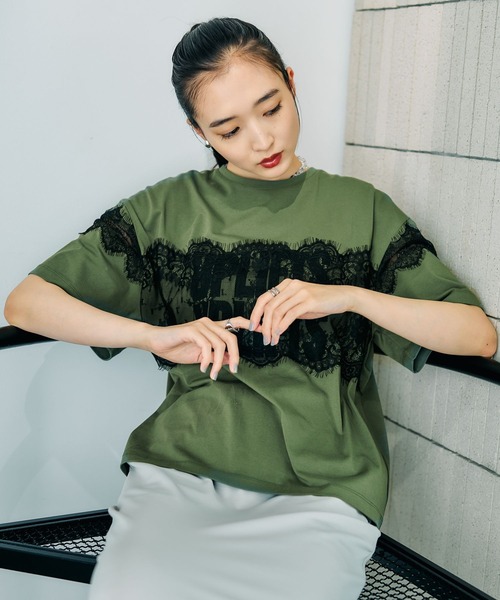 LEPSIM（レプシィム）の「ロゴレースT　816575（Tシャツ/カットソー・レディース・オフホワイト/チャコールグレー/パープル/グリーン・FREE）」の18枚目の写真