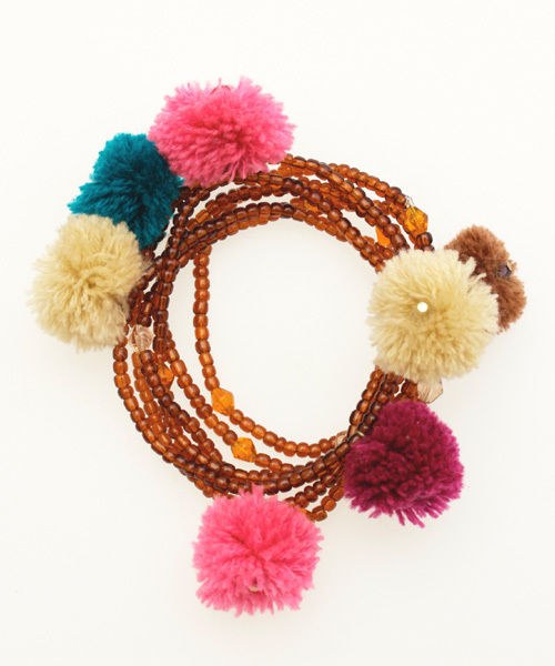 チャイハネ（チャイハネ）の「【チャイハネ】ポンポンブレスレット＆ネックレス / カチューム（ネックレス・レディース・カラフル/ブルー/マルチ・FREE）」の4枚目の写真