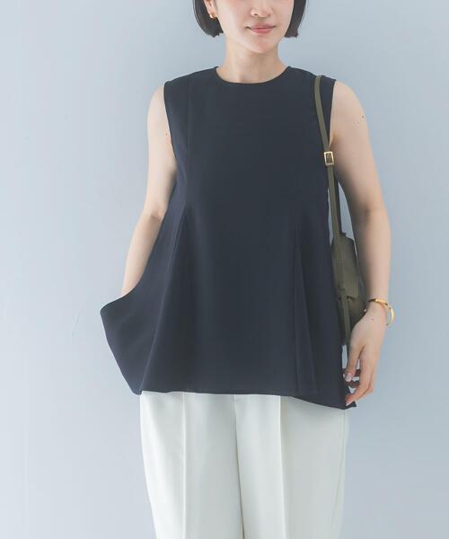 URBAN RESEARCH ROSSO WOMEN(アーバンリサーチ ロッソ)の「クールタッチ吸水速乾フレアブラウス(シャツ/ブラウス・レディース・イエロー系その他/アイボリー/ネイビー・FREE)」の13枚目の写真