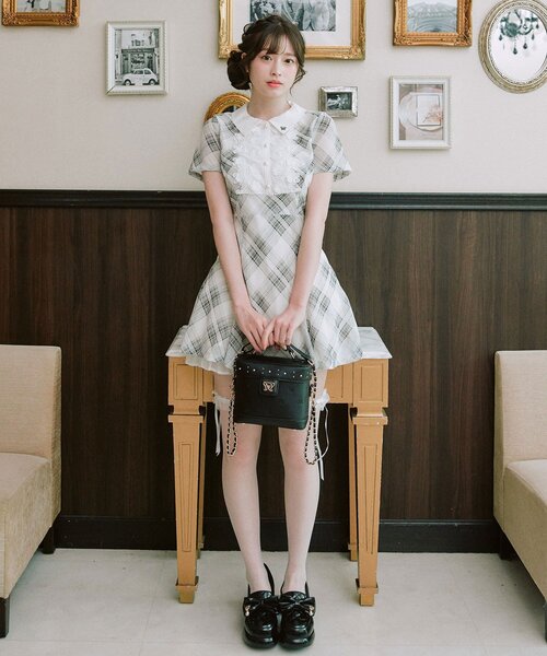 OLIVE des OLIVE（オリーブデオリーブ）の「Aimerianejoieレース切替ワンピース（ワンピース・レディース・チャコールグレー/ミント/ブラック・FREE）」の18枚目の写真