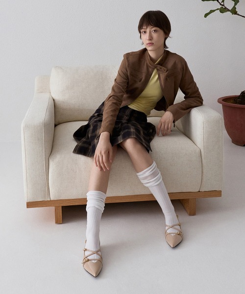CHARLES & KEITH(チャールズ & キース)の「Maybelle メイベル パテント ストラッピー スリングバック フラット(パンプス・レディース・アイボリー/バーガンディー/ブラック系その他6・22.5cm/23cm/23.5cm/24.5cm/25cm/25.5cm)」の22枚目の写真