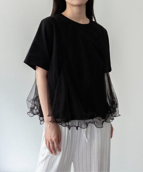 on:nue(オンニュ)の「【on:nue】チュールドッキング半袖Tシャツ(Tシャツ/カットソー・レディース・グレー/ブラック/ホワイト・FREE)」の1枚目の写真