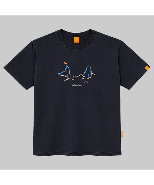 LLAMO(エラモ)の「クラウドシー 半袖Tシャツ 男女共用 ビッグサイズ(Tシャツ/カットソー・メンズ・ホワイト/ブラック/ネイビー/ダークインディゴブルー・SMALL/MEDIUM/LARGE/X-LARGE/2XL/4XL/3XL)」の3枚目の写真