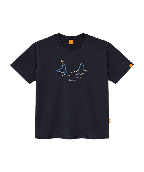 LLAMO(エラモ)の「クラウドシー 半袖Tシャツ 男女共用 ビッグサイズ(Tシャツ/カットソー・メンズ・ホワイト/ブラック/ネイビー/ダークインディゴブルー・SMALL/MEDIUM/LARGE/X-LARGE/2XL/4XL/3XL)」の5枚目の写真