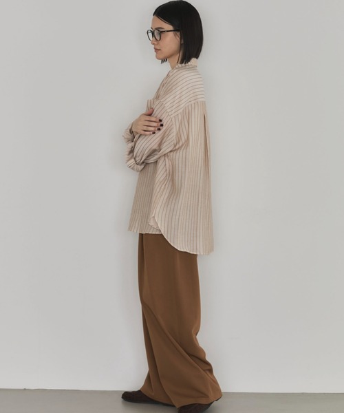 Doux archives(ドゥアルシーヴ)の「タックデザインパンツ(スラックス・レディース・ブラック/ワインレッド/キャメル・S/M)」の4枚目の写真