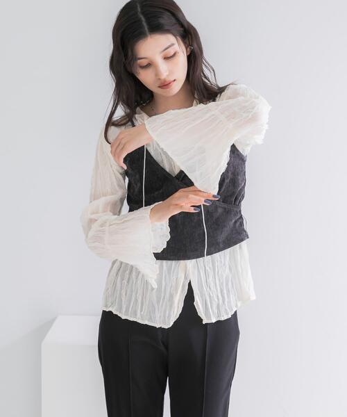 URBAN RESEARCH ROSSO WOMEN(アーバンリサーチ ロッソ)の「ワッシャープリーツシアーブラウス(シャツ/ブラウス・レディース・ブラック/オフホワイト・FREE)」の2枚目の写真