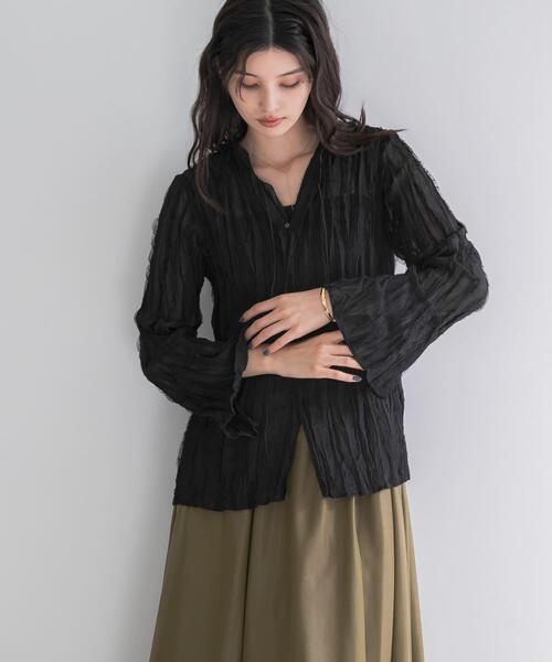URBAN RESEARCH ROSSO WOMEN(アーバンリサーチ ロッソ)の「ワッシャープリーツシアーブラウス(シャツ/ブラウス・レディース・ブラック/オフホワイト・FREE)」の4枚目の写真