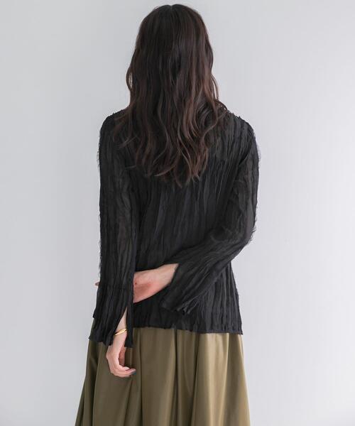 URBAN RESEARCH ROSSO WOMEN(アーバンリサーチ ロッソ)の「ワッシャープリーツシアーブラウス(シャツ/ブラウス・レディース・ブラック/オフホワイト・FREE)」の6枚目の写真