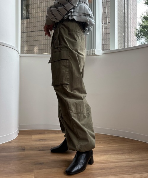 WILLFULLY(ウィルフリー)の「waist drawstring cargo pocket PT(カーゴパンツ・レディース・カーキ/ブラック/ライトピンク/パープル系その他・FREE)」の5枚目の写真
