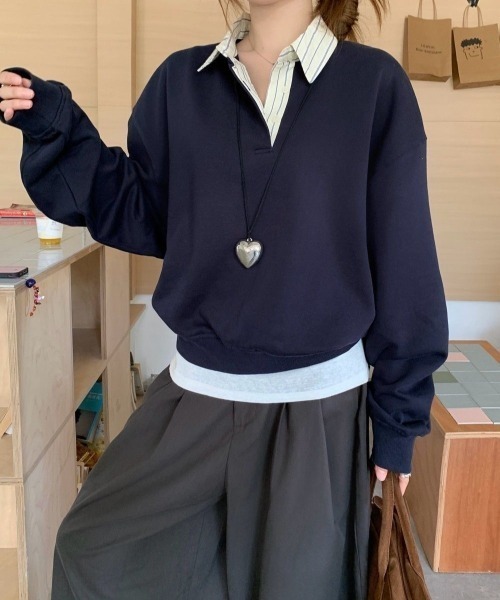 Teem Store(チームストア)の「ストライプシャツ襟 レイヤード風スウェット(スウェット・レディース・ネイビー・M)」の5枚目の写真