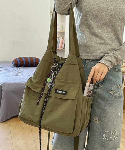 SETUP7(セットアップセブン)の「【SETUP7】ナイロン2WAYショルダーバッグ バックパック SCCH(ショルダーバッグ・レディース・カーキ/ブラック/グレー/ネイビー/ホワイト/ブラウン・FREE)」の13枚目の写真