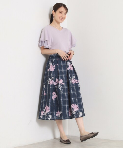 ITS'DEMO(イッツデモ)の「花×チェック柄タックスカート(スカート・レディース・ブラウン系その他2/アイボリー系/ネイビー系・00)」の14枚目の写真