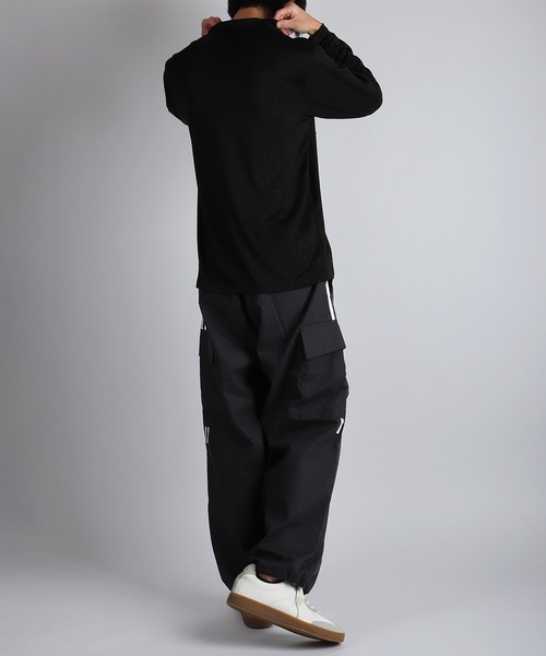 FILA(フィラ)の「FILA / フィラ ハーフジップ 長袖Tシャツ モックネック 吸水速乾 UVケア ドライ ロゴプリント 薄手(Tシャツ/カットソー・メンズ・ブラック・L/M)」の6枚目の写真