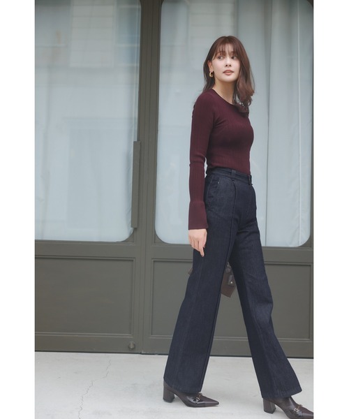 Her lip to（ハーリップトゥー）の「Essential Rib Knit Top（Tシャツ/カットソー・レディース・ベージュ/オフホワイト/ブラック/アッシュブラウン/バーガンディー・S/M）」の8枚目の写真