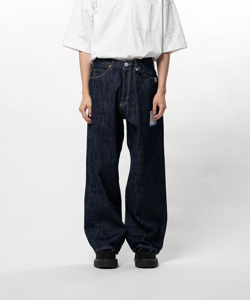 MIHARAYASUHIRO(ミハラヤスヒロ)の「【in・stru(men-tal)./ インストールメンタル】ONE WASHED SELVAGE DENIM BAGGY PANTS(デニムパンツ・メンズ・ブラック/インディゴブルー・44/46)」の1枚目の写真
