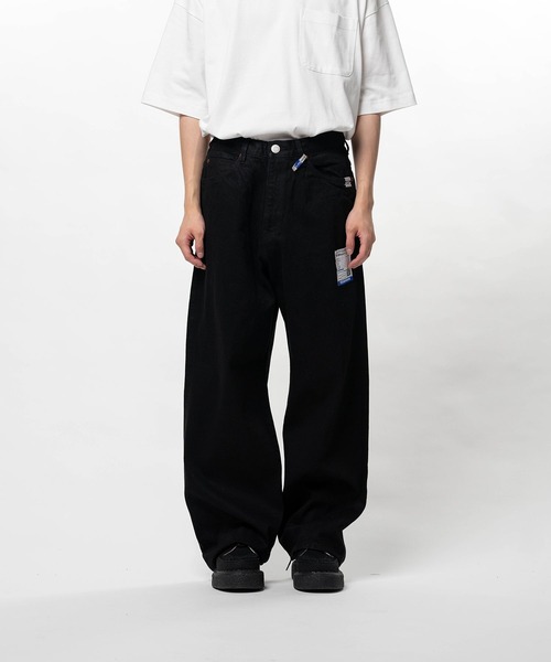 MIHARAYASUHIRO(ミハラヤスヒロ)の「【in・stru(men-tal)./ インストールメンタル】ONE WASHED SELVAGE DENIM BAGGY PANTS(デニムパンツ・メンズ・ブラック/インディゴブルー・44/46)」の2枚目の写真