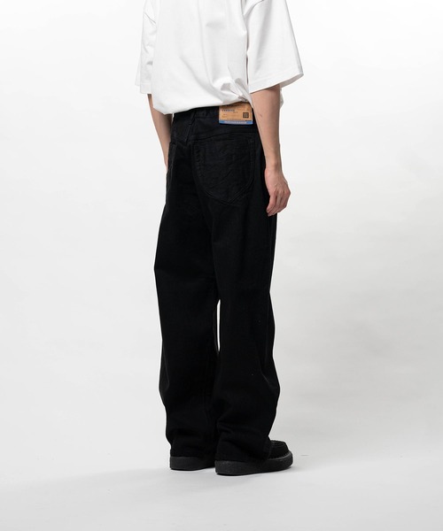 MIHARAYASUHIRO(ミハラヤスヒロ)の「【in・stru(men-tal)./ インストールメンタル】ONE WASHED SELVAGE DENIM BAGGY PANTS(デニムパンツ・メンズ・ブラック/インディゴブルー・44/46)」の4枚目の写真