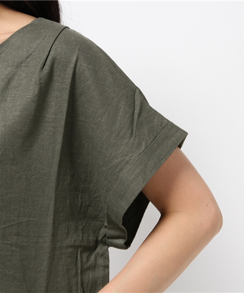 LBC（エルビーシー）の「リネンレーヨンVネックプルオーバー（Tシャツ/カットソー・レディース・グレー/オリーブ・MEDIUM/LARGE）」の8枚目の写真