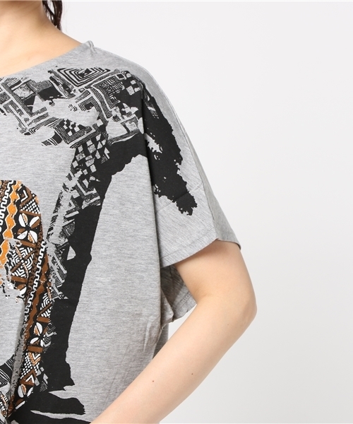 チャイハネ(チャイハネ)の「【チャイハネ】ギャラリーTシャツ(Tシャツ/カットソー・レディース・ブラック/カーキ/ホワイト/ブルー/グレー・FREE)」の10枚目の写真