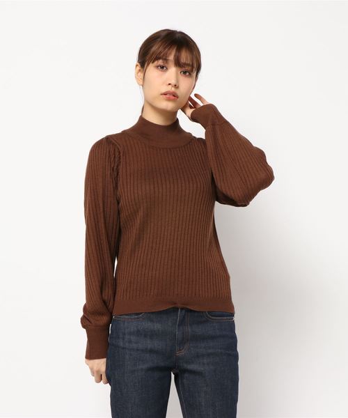 earth music&ecology（アースミュージックアンドエコロジー）の「・パフワイドリブニットプルオーバー（ニット/セーター・レディース・ブラック/スモークピンク/ライトグレー/キャメル/ダークグリーン/アイボリー・M/S）」の5枚目の写真