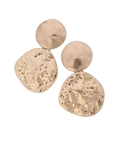 AMERICAN HOLIC(アメリカンホリック)の「ダブルニュアンスプレートイヤリング(イヤリング・レディース・シルバー/ゴールド・FREE)」の4枚目の写真