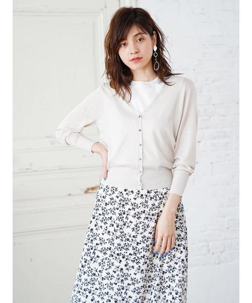 YECCA VECCA(イェッカヴェッカ)の「P.ラメVネックニットカ-ディガン(カーディガン/ボレロ・レディース・ライトグレー/ネイビー/イエロー/ライトベージュ・FREE)」の14枚目の写真