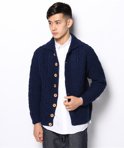 SHIPS(シップス)の「INVERALLAN: J&S アラン ポロカーディガン(カーディガン/ボレロ・メンズ・チャコールグレー/グリーン/ネイビー・40/38)」の7枚目の写真