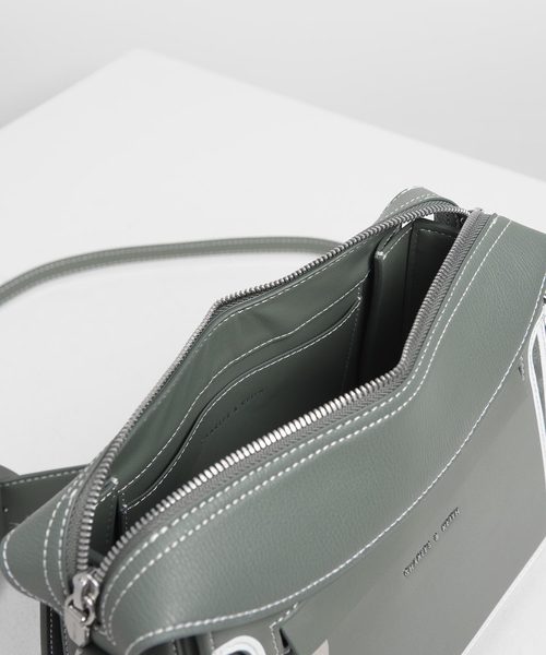 Charles&amp;Keith トップフラップ サッチェル CHARLES & KEITH（チャールズ & キース）の「トップフラップ