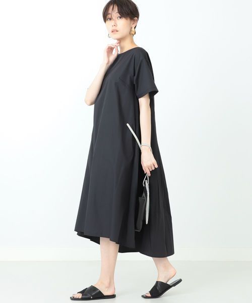 Ray BEAMS（レイビームス）の「Ray BEAMS / バック プリーツ ボートネック ワンピース（ワンピース・レディース・カーキ/ブラック/ブルー・0/1）」の13枚目の写真