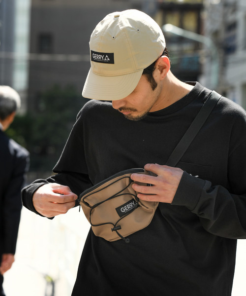 GERRY（ジェリー）の「【GERRY（ジェリー）】ウエストバッグ（ボディバッグ/ウエストポーチ・メンズ・ブラック/ベージュ・ONE SIZE）」の4枚目の写真