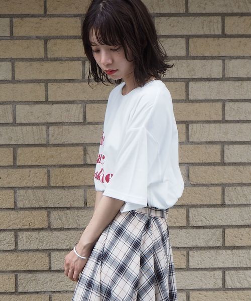 tiptop(ティップトップ)の「the basic cookie半袖Tee(Tシャツ/カットソー・レディース・ブラック/ベージュ/パープル/オフホワイト・FREE)」の6枚目の写真