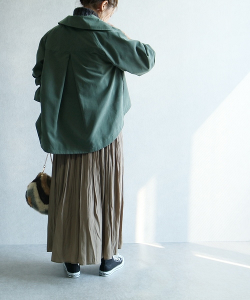 reca（レカ）の「キャンディスリーブショート丈トレンチコート（トレンチコート・レディース・ベージュ/ブラウン/カーキ・M/L）」の21枚目の写真