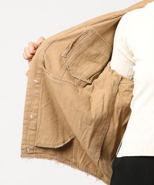STYLEBLOCK（スタイルブロック）の「カツラギルーズビックシルエットGジャン（デニムジャケット・レディース・カーキ/キャメル/ライトベージュ/ブラック・M）」の7枚目の写真