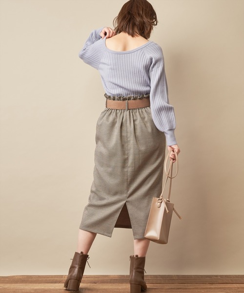 natural couture(ナチュラルクチュール)の「前後2WAY太リブゆるニット(ニット/セーター・レディース・ダークブラウン/パープル/サックスブルー/アイボリー/ピンクベージュ・FREE)」の12枚目の写真