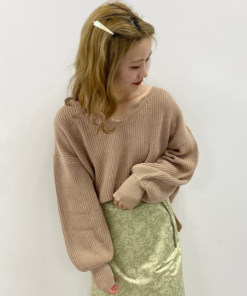 one after another NICE CLAUP（ワンアフターアナザーナイスクラップ）の「春のにじいろ ニット（ニット/セーター・レディース・ブラック/ベージュ/グリーン・FREE）」の2枚目の写真