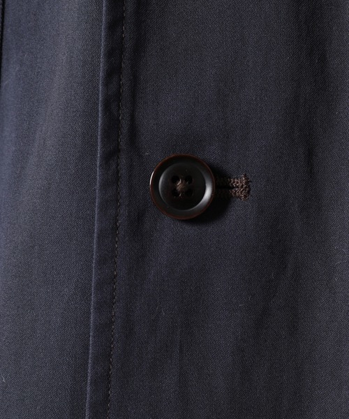 ADAM ET ROPE'（アダムエロペ）の「強撚サテン オーバーサイズ サファリジャケット（ブルゾン・メンズ・ネイビー・M/L/S）」の6枚目の写真