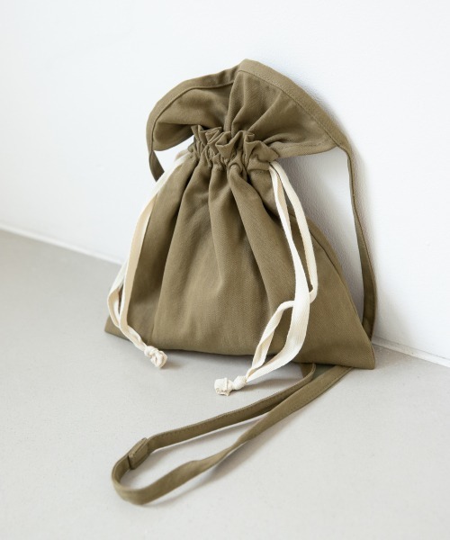 LOWRYS FARM（ローリーズファーム）の「エプロンキンチャクショルダー　886869（ショルダーバッグ・レディース・カーキ/アイボリー/ブラウン・FREE）」の3枚目の写真