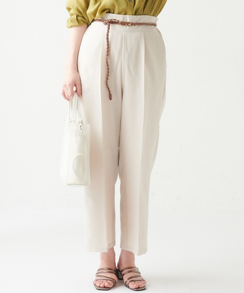 natural couture(ナチュラルクチュール)の「編み込みベルト付きパンツ(その他パンツ・レディース・ブラック/イエロー/ミント/ライトベージュ・FREE)」の3枚目の写真
