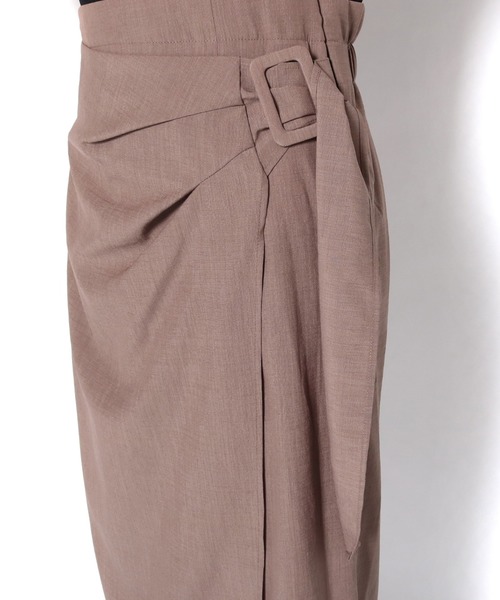 LOUNGEDRESS（ラウンジドレス）の「リネンライクニットワンピース（ワンピース・レディース・ブラウン/イエロー・FREE）」の5枚目の写真