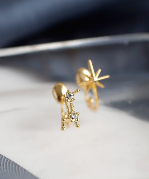 ANEMONE（アネモネ）の「ビジューが紡ぐ星座イヤリング（イヤリング・レディース・B/J/D/L/C/K/A/I/G/E/F/H・FREE）」の6枚目の写真