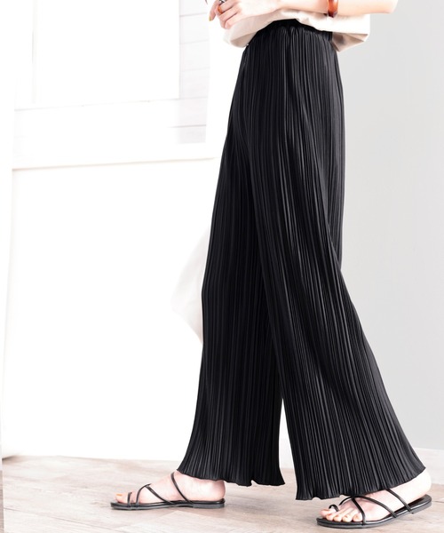 classicalelf（クラシカルエルフ）の「エアリーに揺れる。裾メローフレアプリーツパンツ（その他パンツ・レディース・ブラック/オリーブ/グレイッシュベージュ/ブルー/グレー系その他/アイボリー・MEDIUM/X-LARGE）」の8枚目の写真