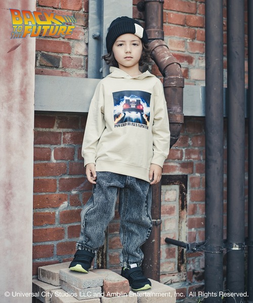 RADCHAP(ラッドチャップ)の「【RADCHAP×BACK TO THE FUTURE】 フードトレーナー(パーカー・キッズ・ブラック/ベージュ・110cm/100cm/120cm/130cm/140cm)」の6枚目の写真