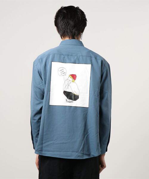 make a ray!(メイク ア レイ!)の「red cap girl イラストアート バックプリント オーバーサイズシャツ(シャツ/ブラウス・メンズ・ブラック/ベージュ/ブルー・M/L)」の9枚目の写真