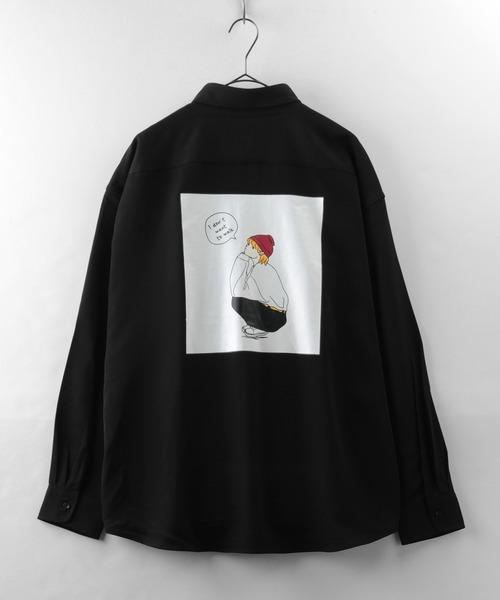 make a ray!(メイク ア レイ!)の「red cap girl イラストアート バックプリント オーバーサイズシャツ(シャツ/ブラウス・メンズ・ブラック/ベージュ/ブルー・M/L)」の2枚目の写真